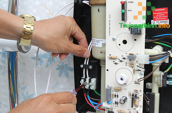 Sửa Máy Nước Nóng Quận Tân Bình  2 Sửa Máy Nước Nóng Quận Tân Bình