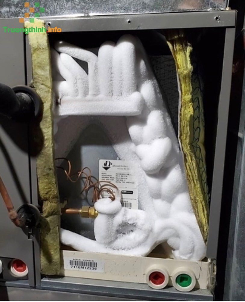 Sửa Máy Lạnh Đóng Tuyết Tại Quận Thủ Đức