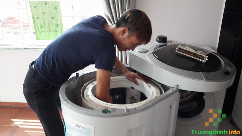 Sửa Máy Giặt Đang vắt lại Xả Quận Bình Tân