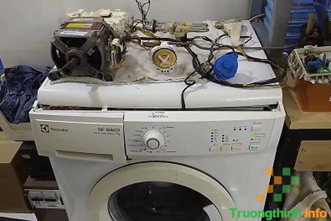 Sửa Máy Giặt Bị Bẩn Dính Bột Giặt Quận 1
