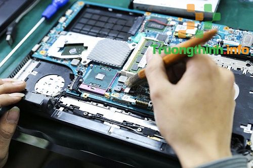 Sửa Main Laptop Giá Bao Nhiêu – Sửa Ở Đâu?