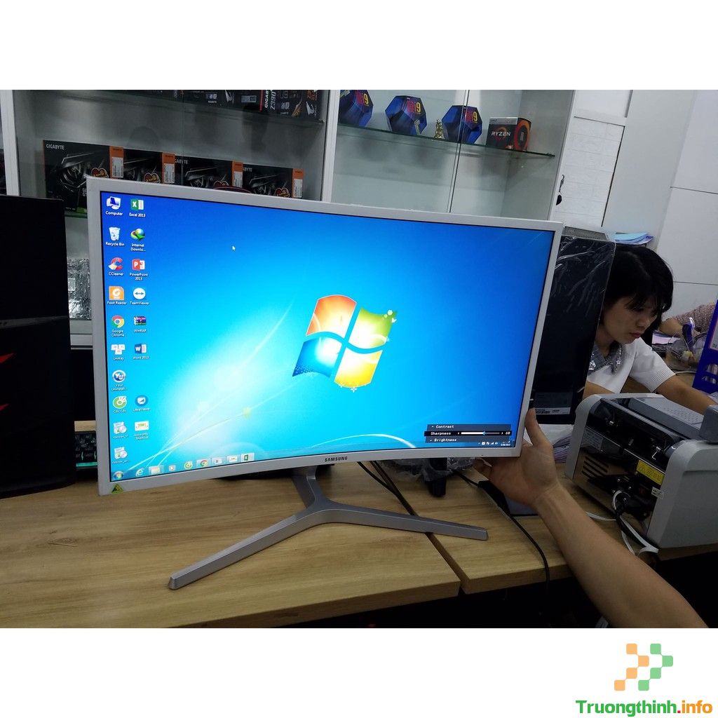 Top 10 Địa Chỉ Bán LCD Màn Hình Máy Tính Ở Huyện Lạc Thủy Giá Sỉ