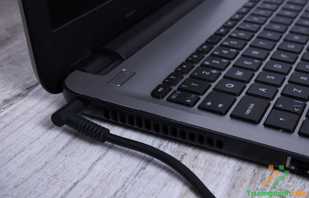 Địa Chỉ Sửa Laptop HP Không Nhận Pin Ở Quận Tân Bình