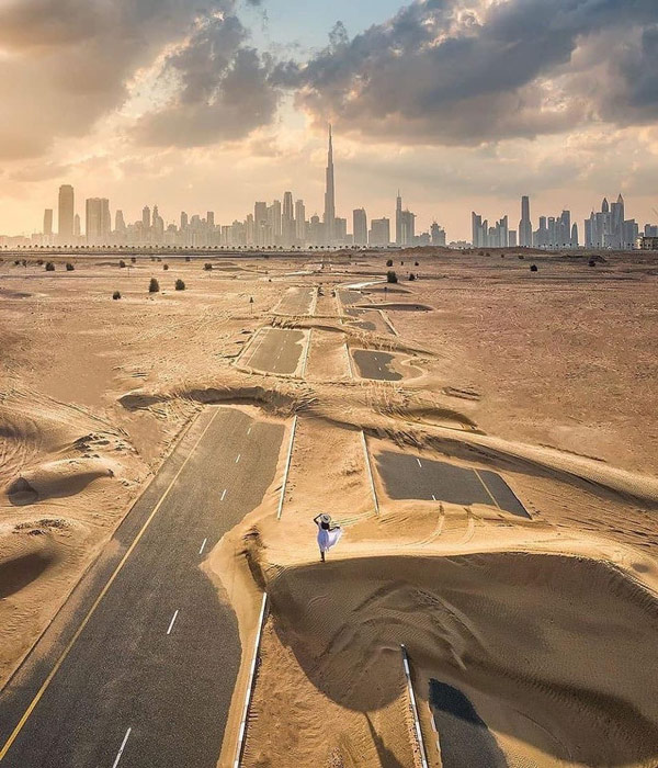 Loạt ảnh chụp từ trên cao chứng minh Dubai là 'vùng đất đến từ hành tinh khác' Dubai là 'vùng đất đến từ hành tinh khác' 1