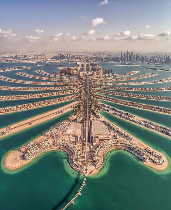 Loạt ảnh chụp từ trên cao chứng minh Dubai là 'vùng đất đến từ hành tinh khác' Những ốc đảo nhân tạo hình cây cọ khổng lồ
