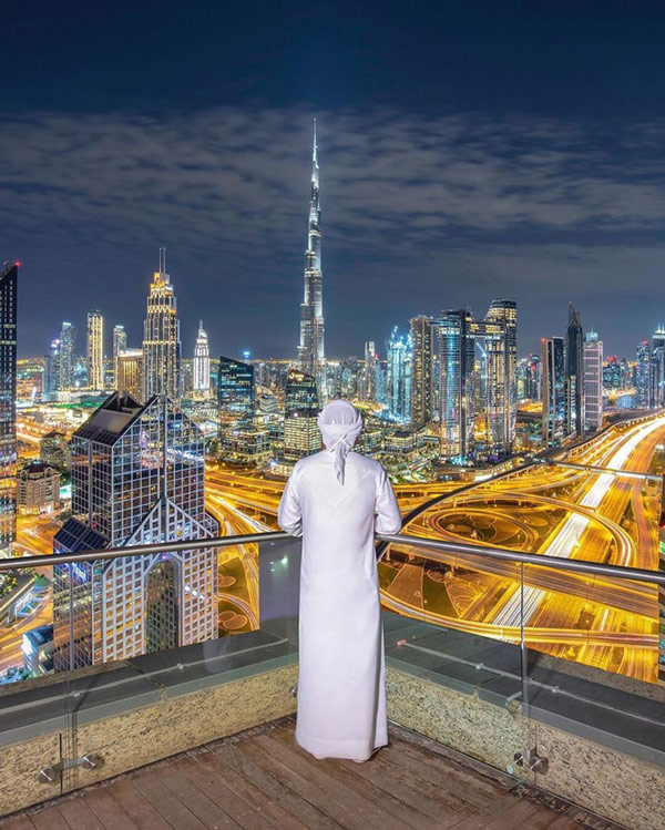 Loạt ảnh chụp từ trên cao chứng minh Dubai là 'vùng đất đến từ hành tinh khác' Dubai sẽ trở nên rực sáng tuyệt đẹp khi màn đêm buông xuống