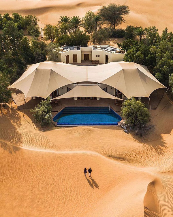 Một khu nghỉ dưỡng đẳng cấp mọc lên giữa sa mạc Dubai như một hòn đảo nhỏ