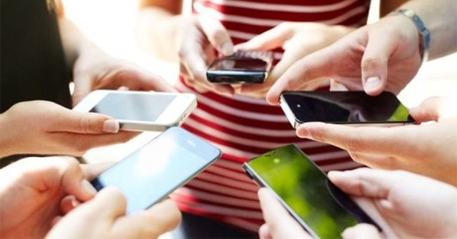 Phổ cập smartphone 