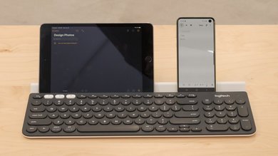 Logitech K780 có thể được sử dụng không dây với bộ thu hoặc qua Bluetooth