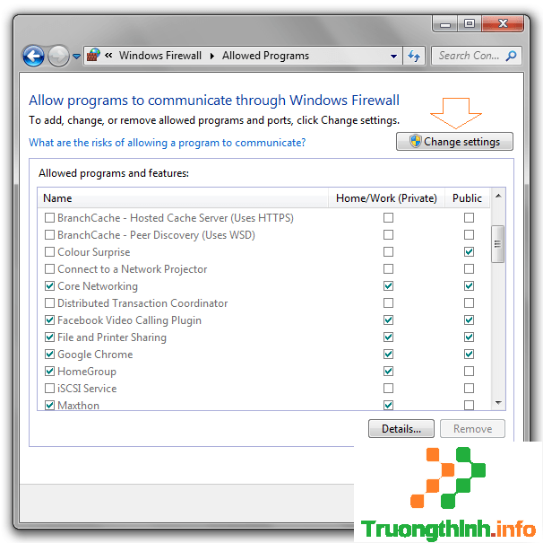 cửa sổ Allow programs to communicate through Windows Firewall