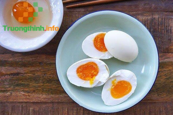 3 Cách làm trứng muối tại nhà đảm bảo thành công mỹ mãn