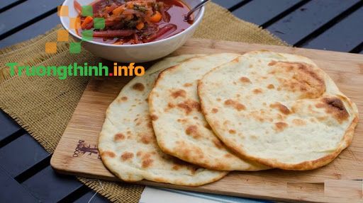 Cách làm bánh bột mì giòn ngon vị mặn, ngọt hấp dẫn