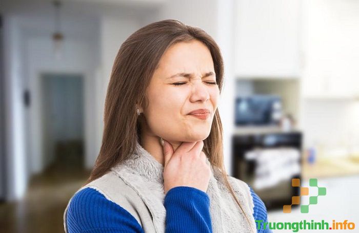 Nuốt nước bọt đau họng là bệnh gì? Cách trị tại nhà
