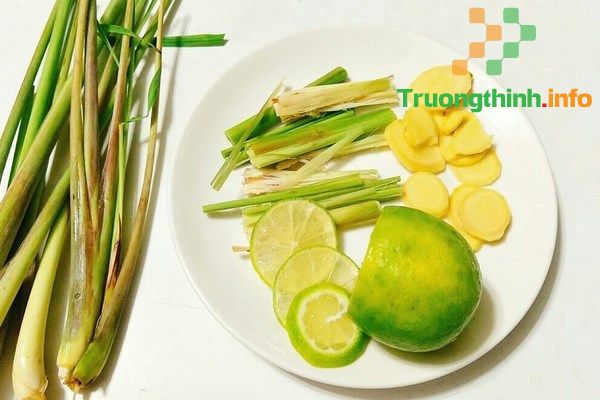Cách nấu nước xông hơi chanh sả gừng giải cảm