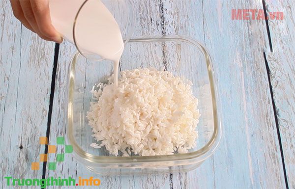 15 phút nấu xôi ngon chỉ bằng lò vi sóng