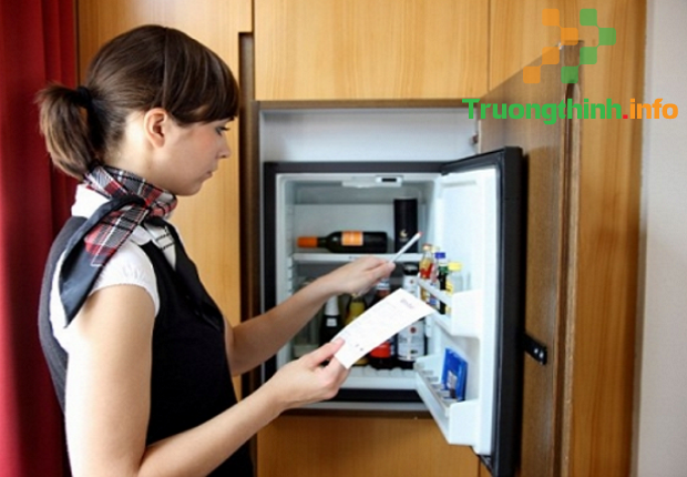 Lý do phòng khách sạn nào cũng có tủ lạnh minibar
