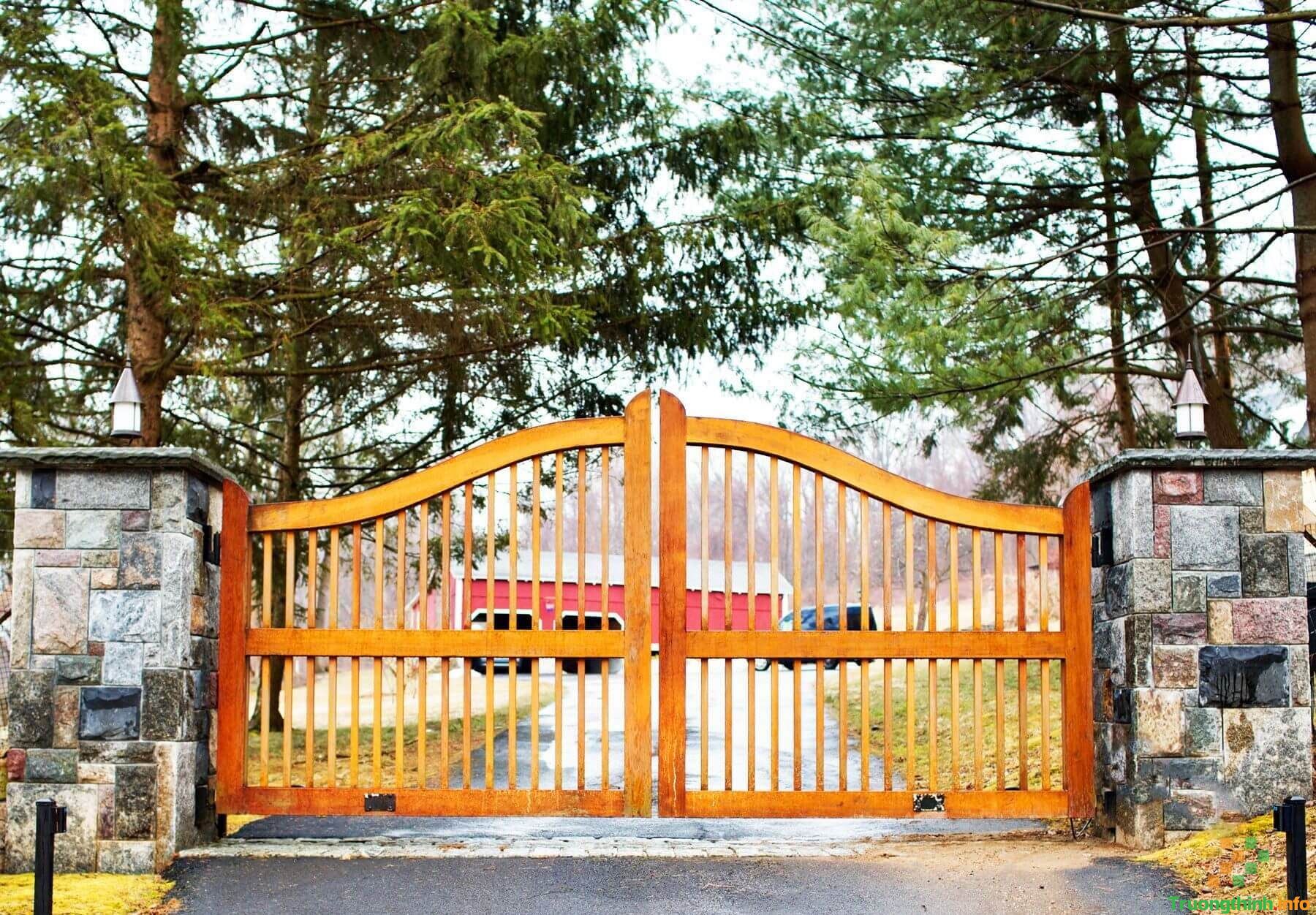 Những màu sơn cửa sắt, cổng sắt đẹp cho nhà cấp 4, biệt thự, nhà vườn