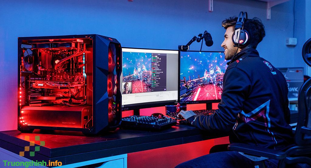 Streamer là gì? Làm nghề streamer cần những gì?