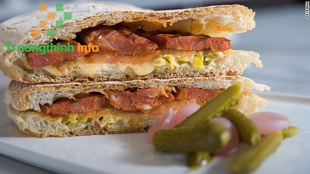                       Gợi ý 20 cách chế biến bánh mì sandwich ăn sáng ngon cho bé