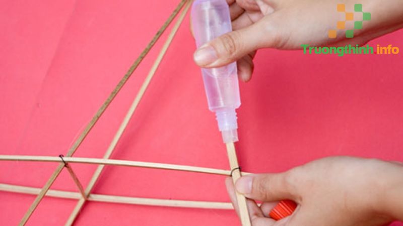                       Cách làm lồng đèn Trung Thu bằng tre đơn giản, đẹp cho bé