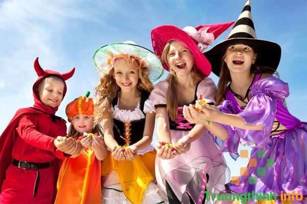                       Halloween là ngày nào? Gợi ý hình ảnh hóa trang nhân vật Halloween đơn giản