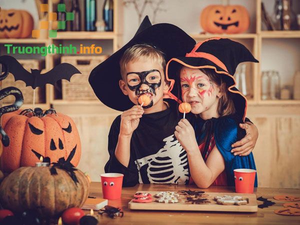                       Halloween là ngày nào? Gợi ý hình ảnh hóa trang nhân vật Halloween đơn giản