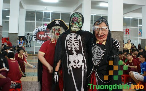                       Halloween nên hóa trang thành gì? Hình các nhân vật hóa trang Halloween đẹp