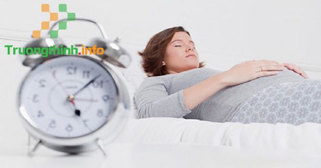 Nghén ngủ là gì, xuất hiện khi nào? Mẹ bầu nghén ngủ có tốt không?