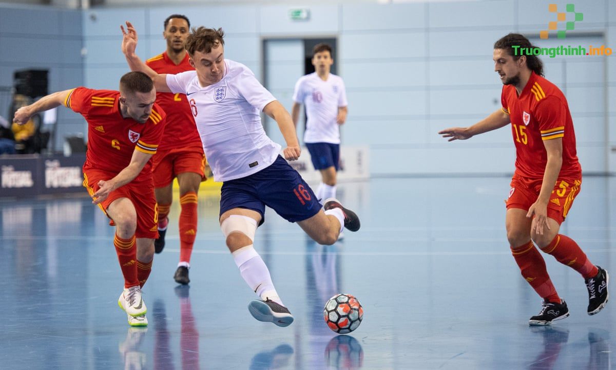                       Futsal là gì? Luật thi đấu futsal như thế nào, khác gì bóng đá thông thường?