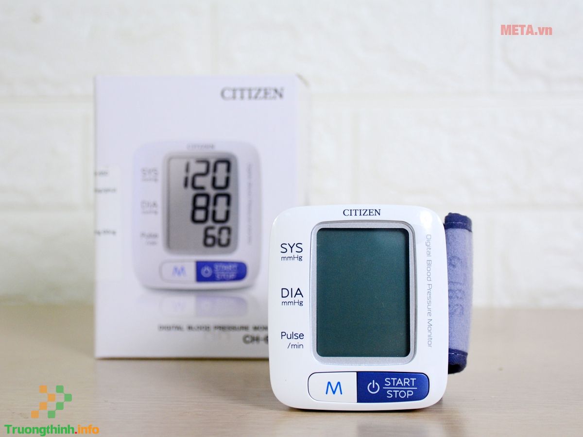                       Nên mua máy đo huyết áp loại nào? Máy đo huyết áp loại nào tốt?