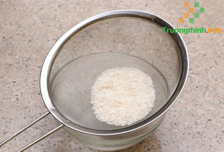                       Cách nấu cháo bằng nồi cơm điện cực dễ mà không bị trào