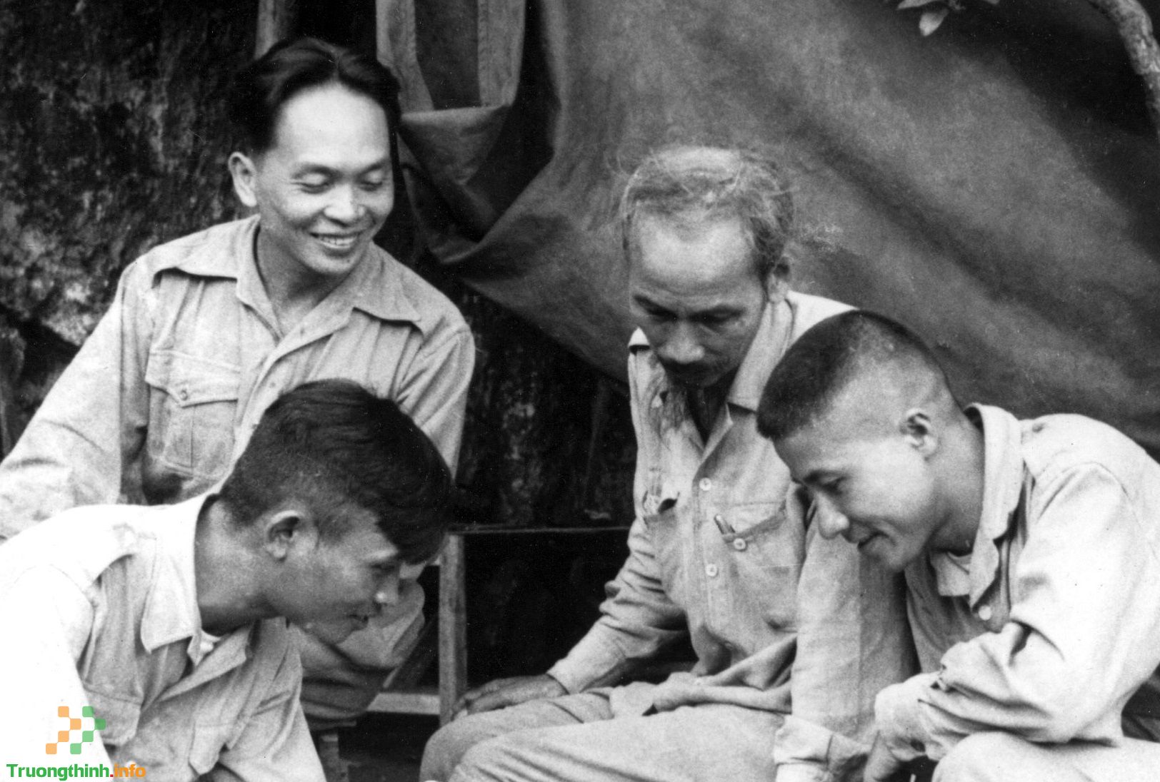                       25/8 là ngày gì? Ngày 25 tháng 8 là thuộc cung gì?