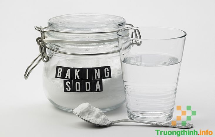                       Cách sử dụng baking soda làm trắng răng có hiệu quả thực sự không?