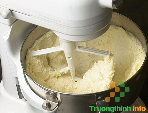                       Cách làm bánh bao kim sa (trứng muối) tại nhà thơm ngon, nhân tan chảy hấp dẫn