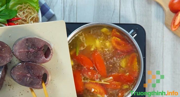 Cách nấu bún cá ngừ ngon, không tanh chiêu đãi cả nhà