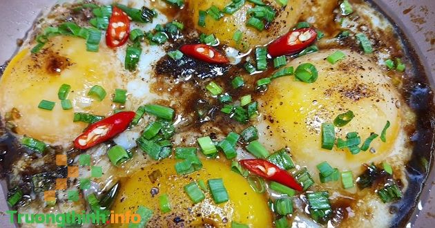 Cách làm trứng chiên nước mắm, nước tương đơn giản cực ngon