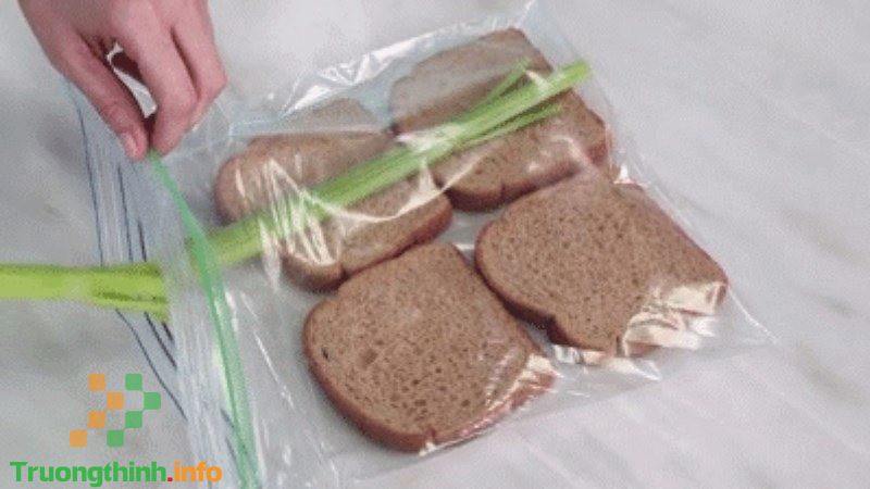 Cách bảo quản bánh mì sandwich để được lâu không bị mốc