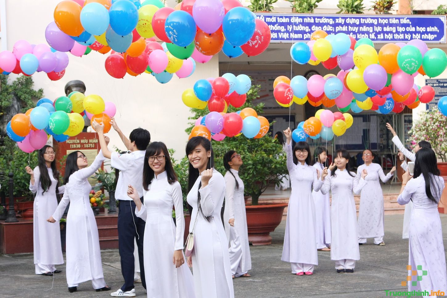                       Khai giảng là gì? Ý nghĩa, hình ảnh ngày khai giảng năm học mới