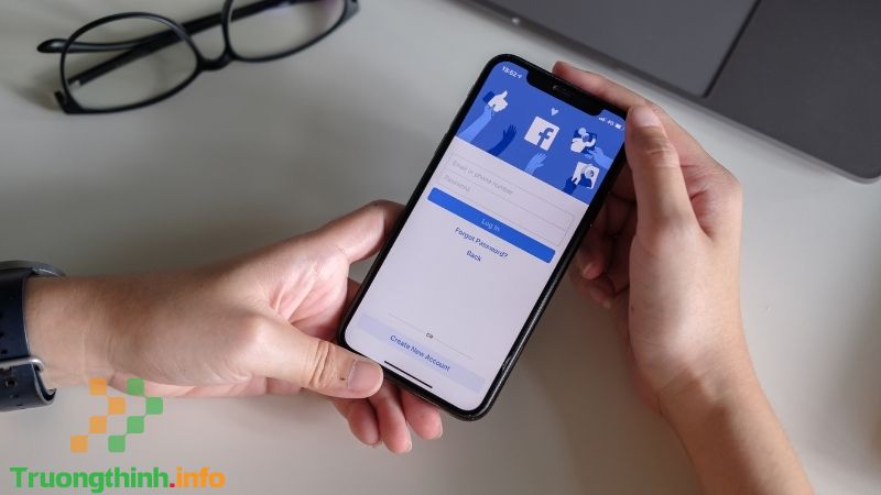 8 cách sửa lỗi Facebook phiên bản hết hạn cực đơn giản, hiệu quả - Tin Công Nghệ