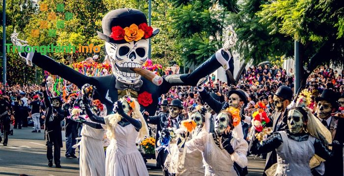                       Những hình ảnh về Halloween đẹp, dễ thương, kinh dị