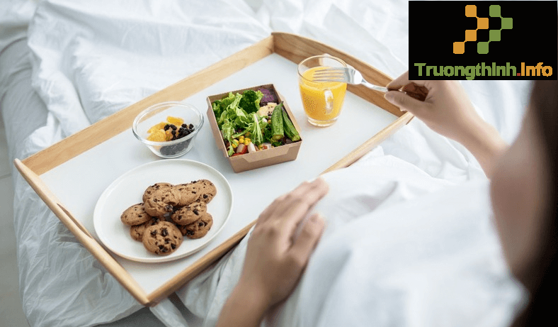                       Ốm nghén nặng phải làm sao? Có ảnh hưởng đến thai nhi không?