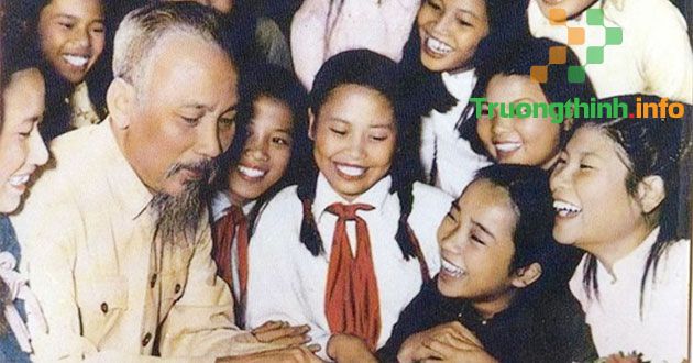                       Những mẩu chuyện về Bác Hồ ngắn, hay, những mẩu chuyện về tấm gương đạo đức Hồ Chí Minh