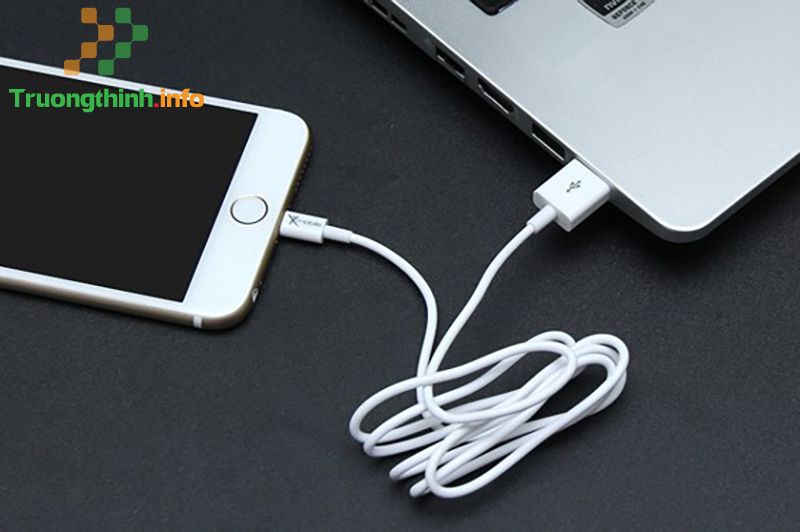 Chạy lại phần mềm iPhone là gì? Có ảnh hưởng gì đến điện thoại không? - Tin Công Nghệ