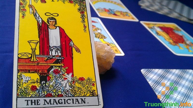 Ý nghĩa lá bài The Magician trong Tarot theo chuẩn Rider Waite Smith - Tin Công Nghệ