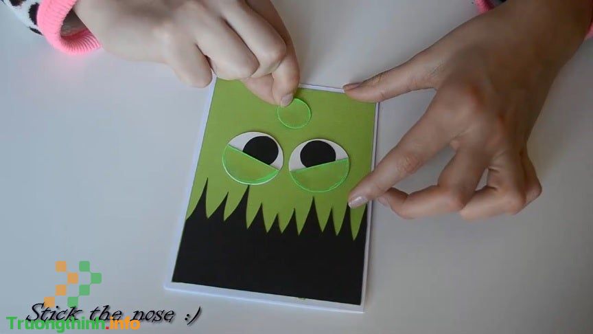                       Cách làm thiệp mời, thiệp chúc Halloween đơn giản mà đẹp