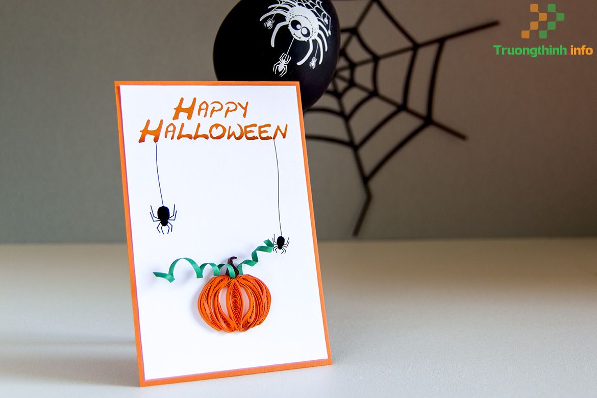                       Cách làm thiệp mời, thiệp chúc Halloween đơn giản mà đẹp