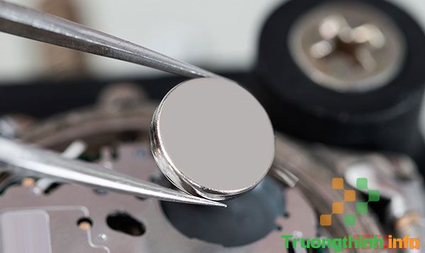                       Đồng hồ Quartz là gì? Có nên mua đồng hồ Quartz không?