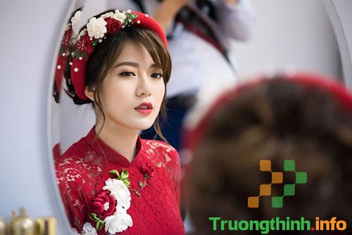                       Những kiểu tóc cô dâu đơn giản mà đẹp, dễ thương