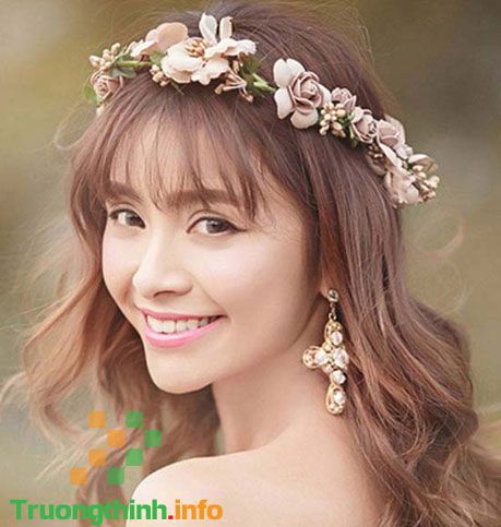                       Những kiểu tóc cô dâu đơn giản mà đẹp, dễ thương