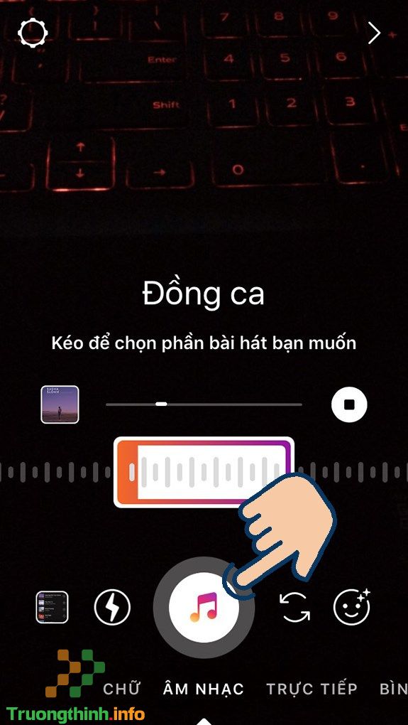                       Cách ghép nhạc vào story trên Facebook, Instagram